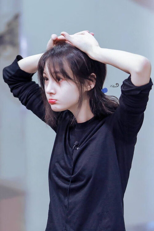 kaiyun 开云体育-职业球员伤后康复期资源分配不足，足球运动员伤后恢复训练